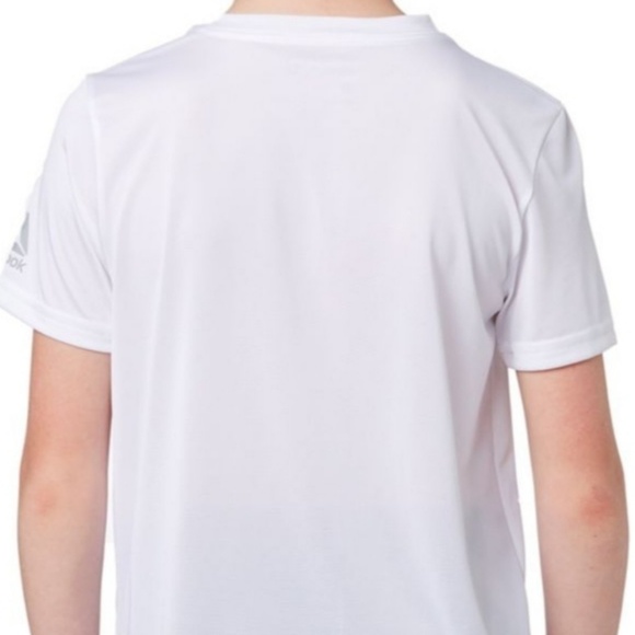 Reebok Solid Graphic Tee - Picture 3 of 8